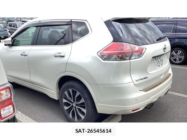 Nissan X-TRAIL 2017-03 8369939-1