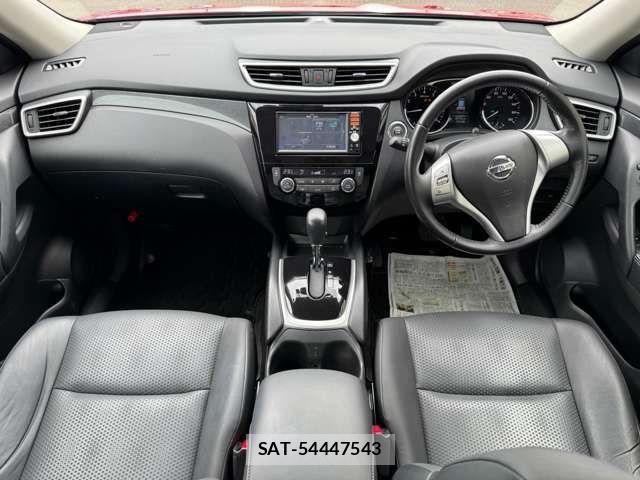 Nissan X-TRAIL 2015-08 8369938-2