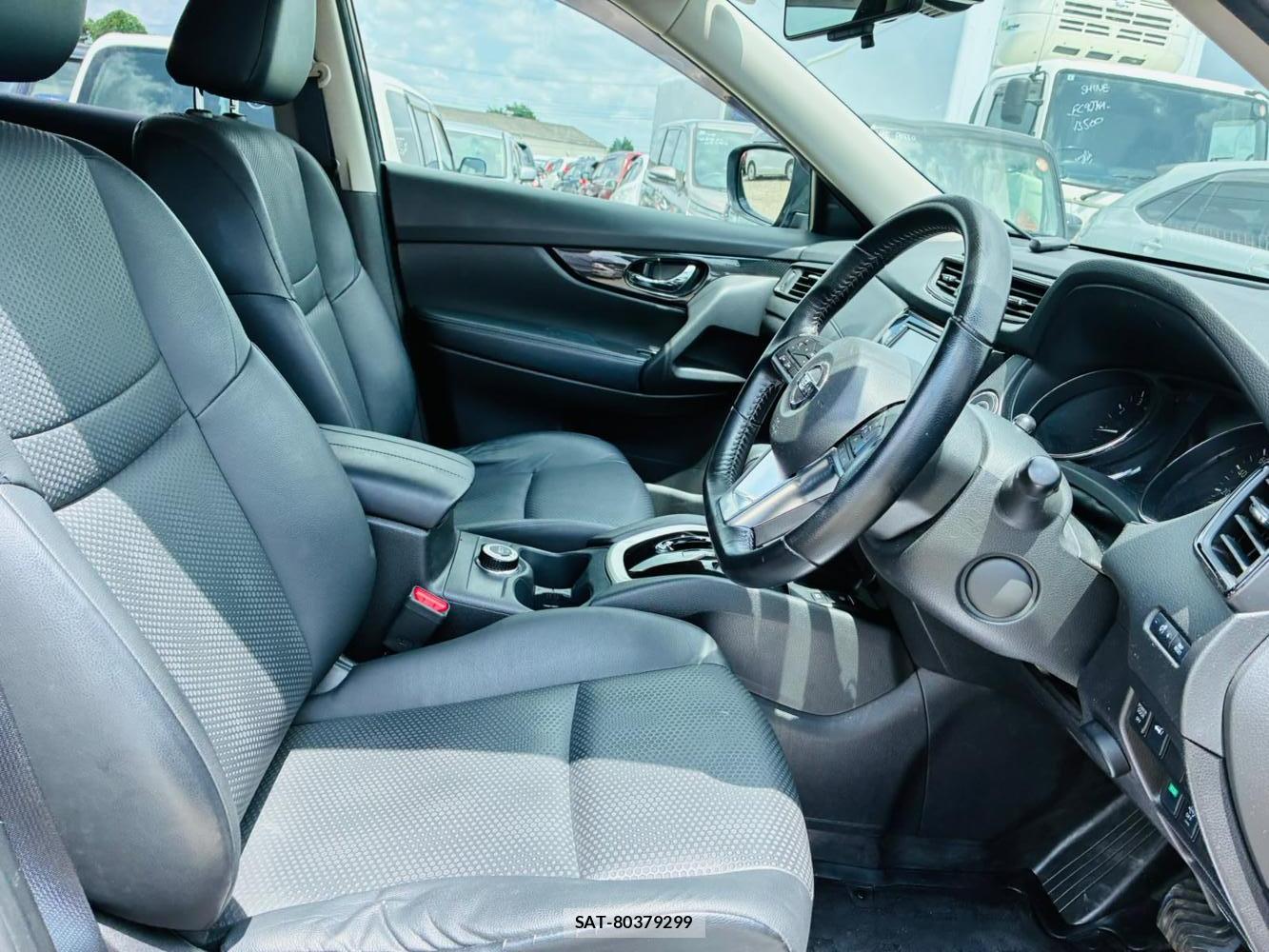 Nissan X-TRAIL 2019-11 8311390-11