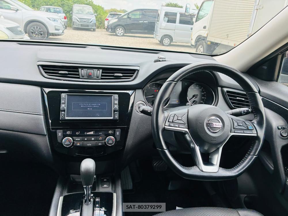 Nissan X-TRAIL 2019-11 8311390-13