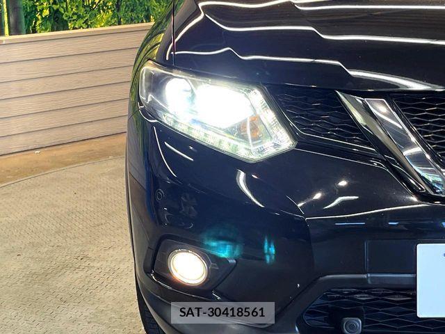 Nissan X-TRAIL 2015-10 8369940-11