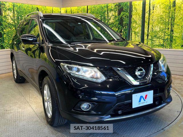 Nissan X-TRAIL 2015-10 8369940-15