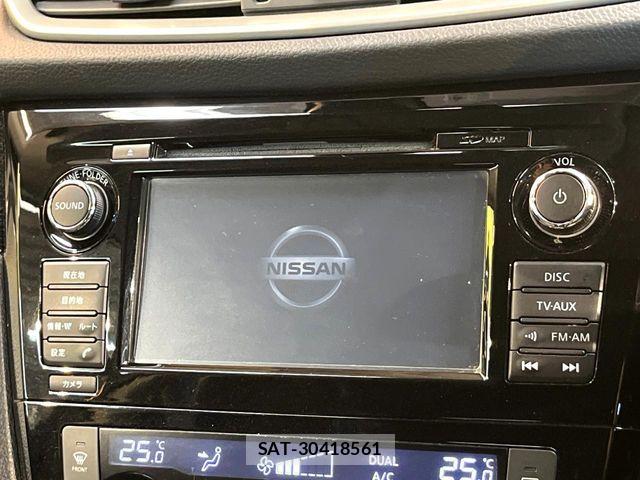 Nissan X-TRAIL 2015-10 8369940-3