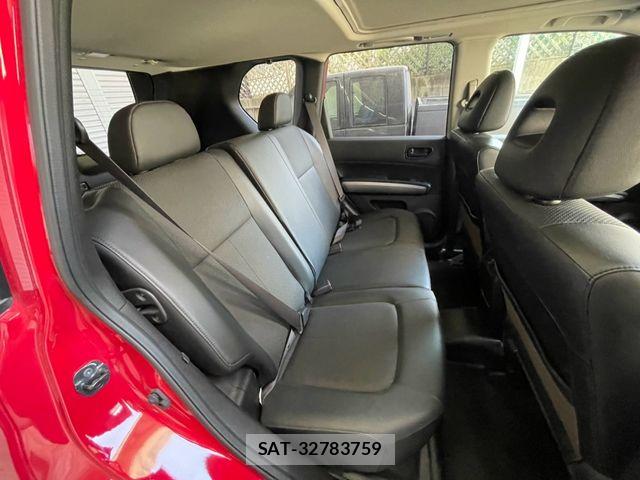 Nissan X-TRAIL 2009-12 8369946-22