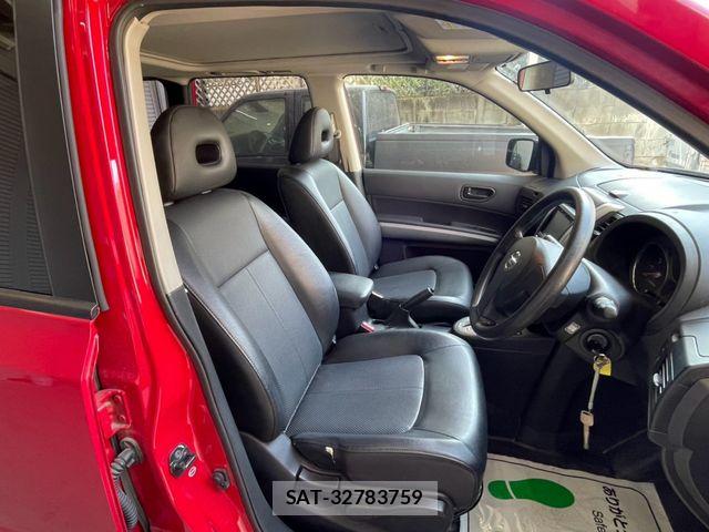 Nissan X-TRAIL 2009-12 8369946-23