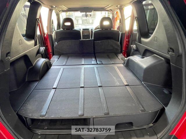 Nissan X-TRAIL 2009-12 8369946-25