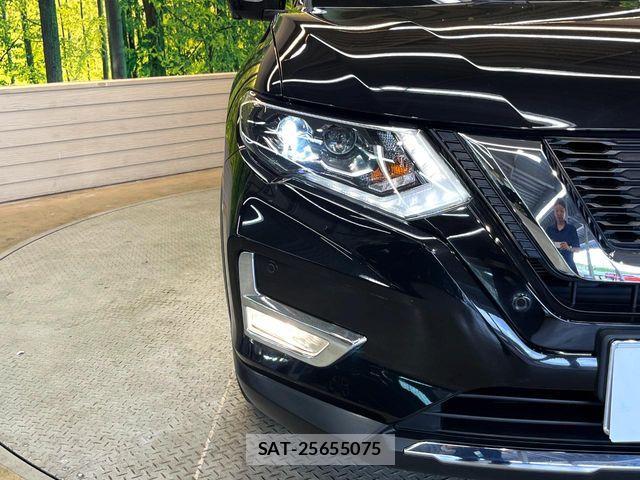 Nissan X-TRAIL 2017-12 8369934-12