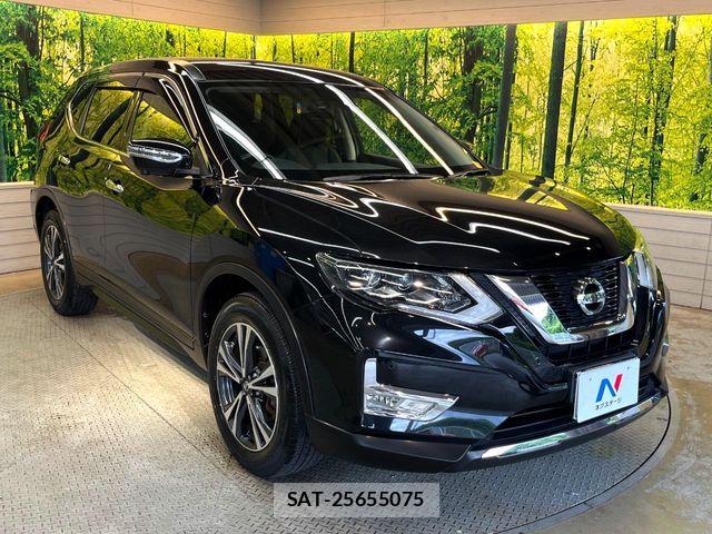 Nissan X-TRAIL 2017-12 8369934-15