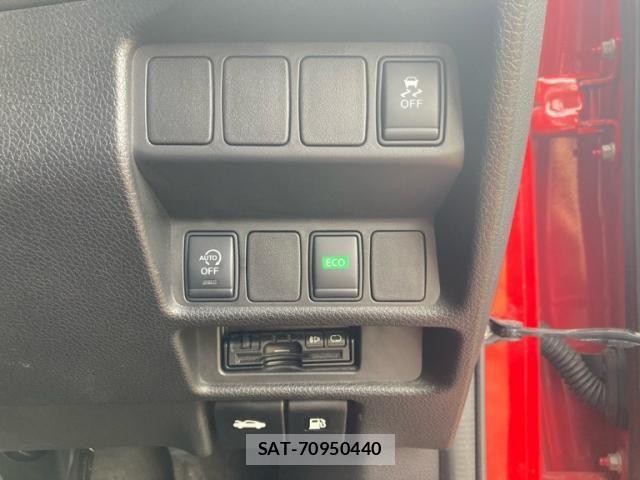 Nissan X-TRAIL 2015-03 8372422-15