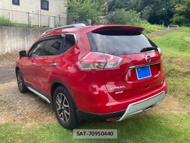 Nissan X-TRAIL 2015-03 8372422-3