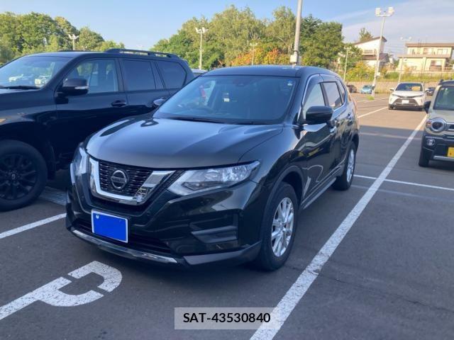 Nissan X-TRAIL 2020-06 8372421-0