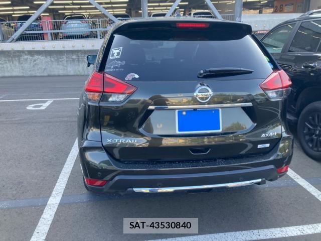 Nissan X-TRAIL 2020-06 8372421-3