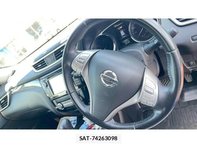 Nissan X-TRAIL 2015-12 8372423-10