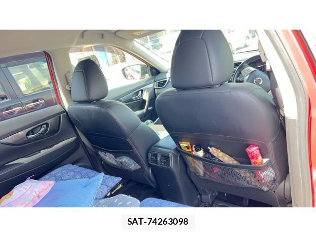 Nissan X-TRAIL 2015-12 8372423-18
