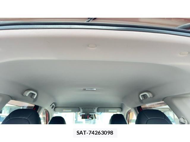 Nissan X-TRAIL 2015-12 8372423-21