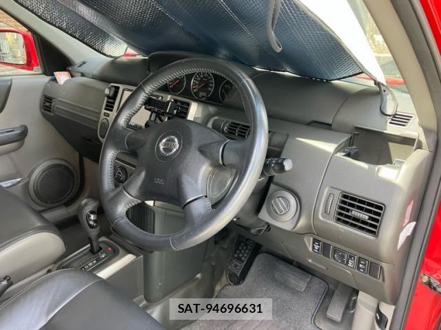 Nissan X-TRAIL 2006-03 8372424-12