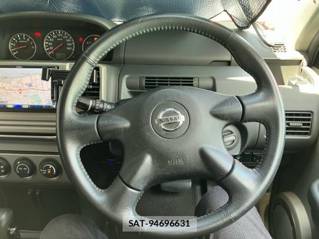 Nissan X-TRAIL 2006-03 8372424-16
