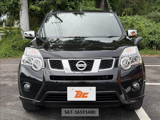 Nissan X-TRAIL 2013-09 8372420-20
