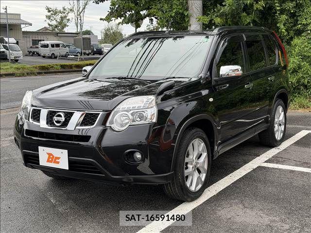 Nissan X-TRAIL 2013-09 8372420-21