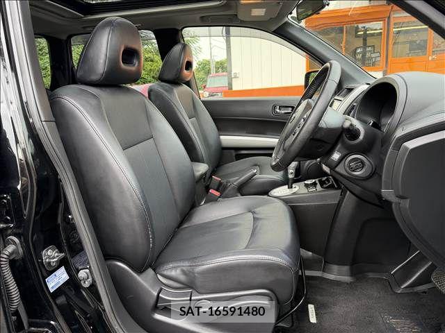 Nissan X-TRAIL 2013-09 8372420-8