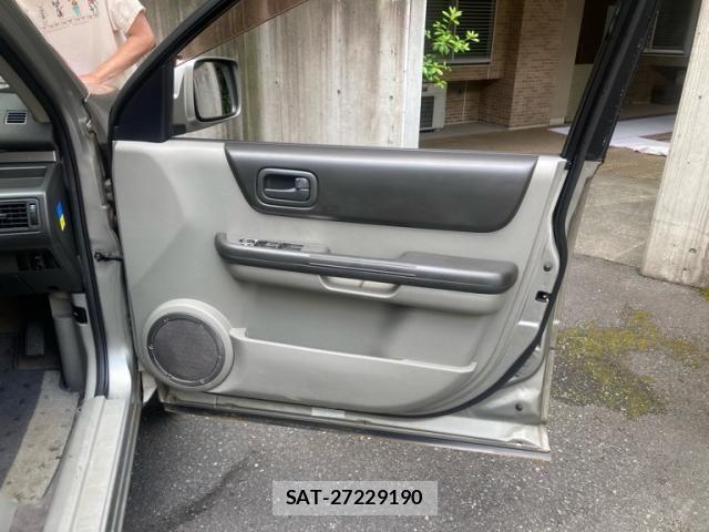 Nissan X-TRAIL 2002-08 8416033-12