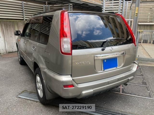 Nissan X-TRAIL 2002-08 8416033-3