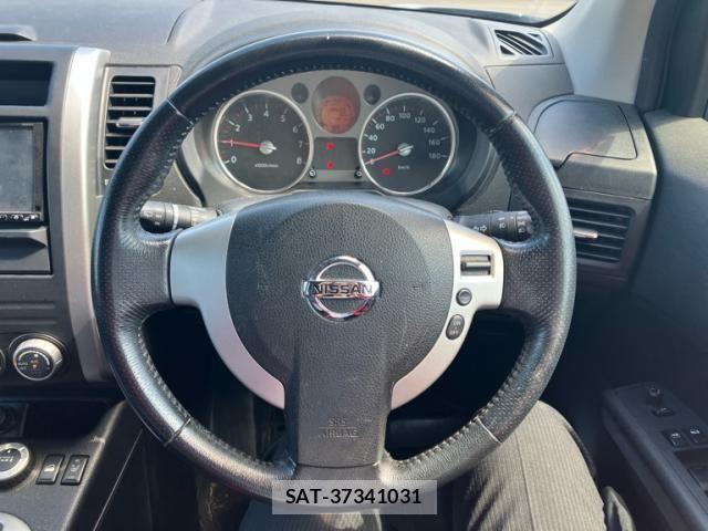 Nissan X-TRAIL 2009-12 8416043-14