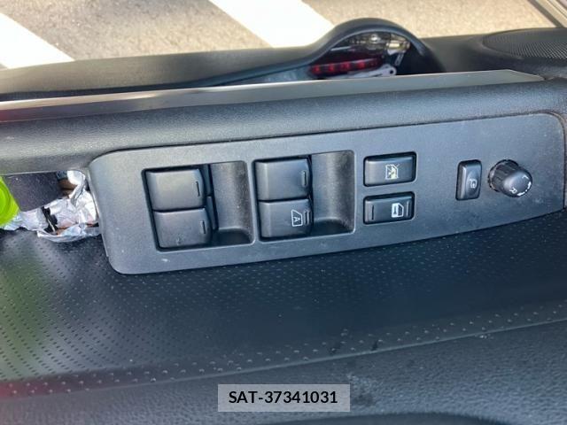 Nissan X-TRAIL 2009-12 8416043-15