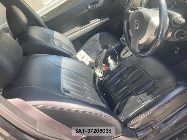 Nissan X-TRAIL 2011-09 8416042-11