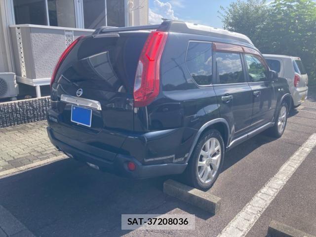 Nissan X-TRAIL 2011-09 8416042-7