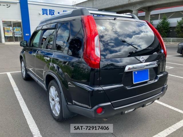 Nissan X-TRAIL 2013-06 8416049-4