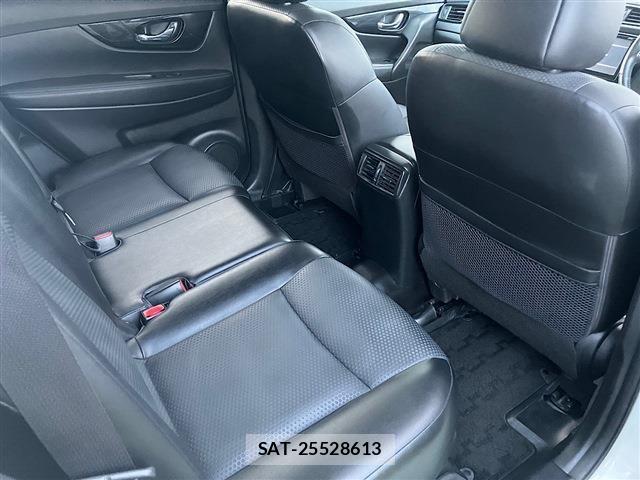 Nissan X-TRAIL 2018-08 8416025-23