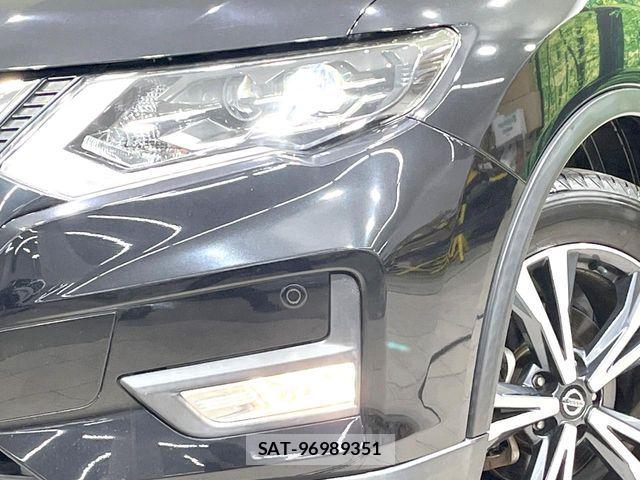 Nissan X-TRAIL 2018-07 8439150-12
