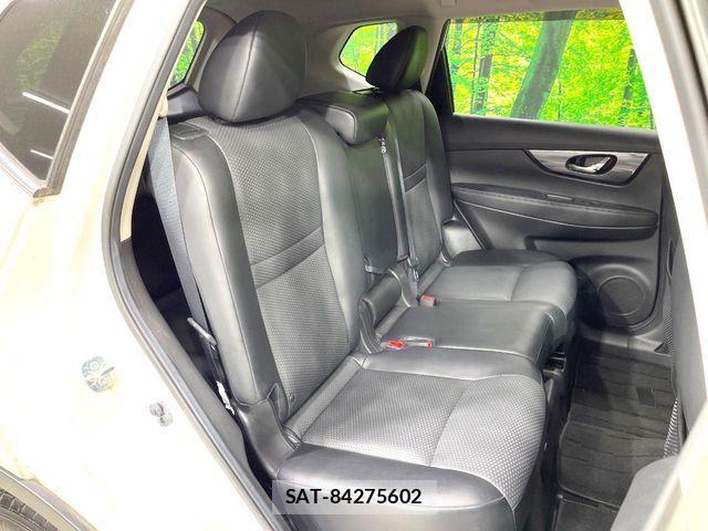 Nissan X-TRAIL 2014-12 8439154-9