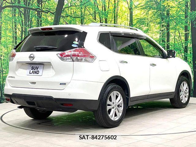 Nissan X-TRAIL 2014-12 8439154-18