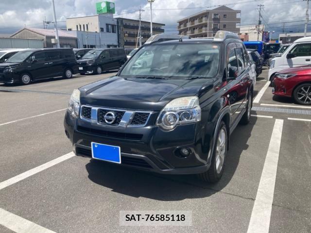 Nissan X-TRAIL 2012-01 8439157-0
