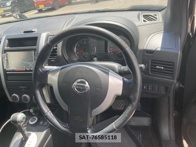 Nissan X-TRAIL 2012-01 8439157-12
