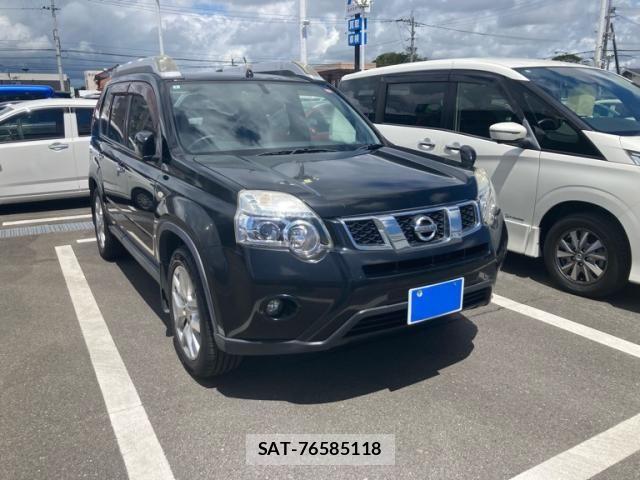 Nissan X-TRAIL 2012-01 8439157-1