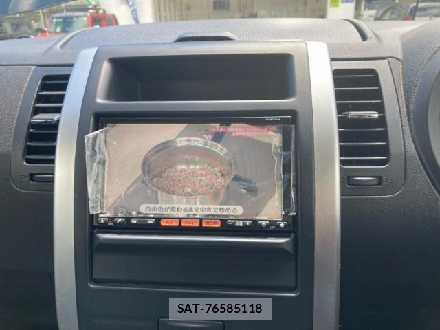 Nissan X-TRAIL 2012-01 8439157-21