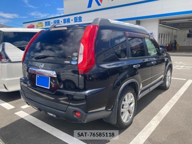 Nissan X-TRAIL 2012-01 8439157-2