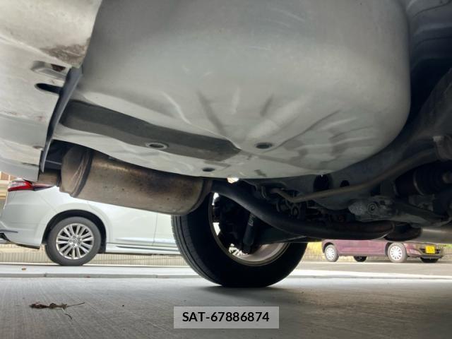 Nissan X-TRAIL 2009-09 8439158-24