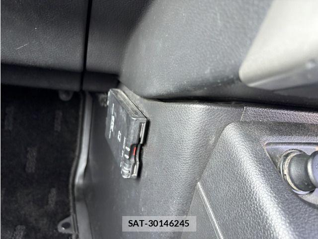 Nissan X-TRAIL 2011-02 8439156-7