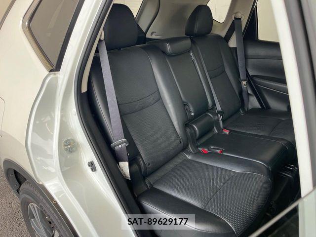 Nissan X-TRAIL 2019-12 8439152-10