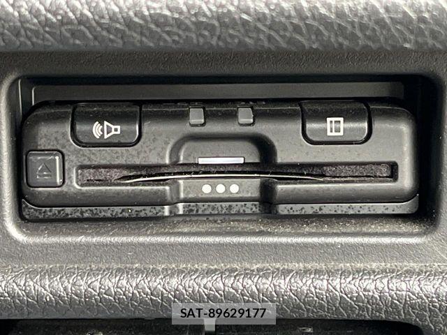 Nissan X-TRAIL 2019-12 8439152-7