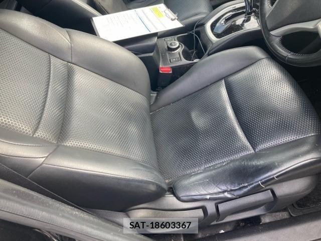 Nissan X-TRAIL 2014-10 8458837-11