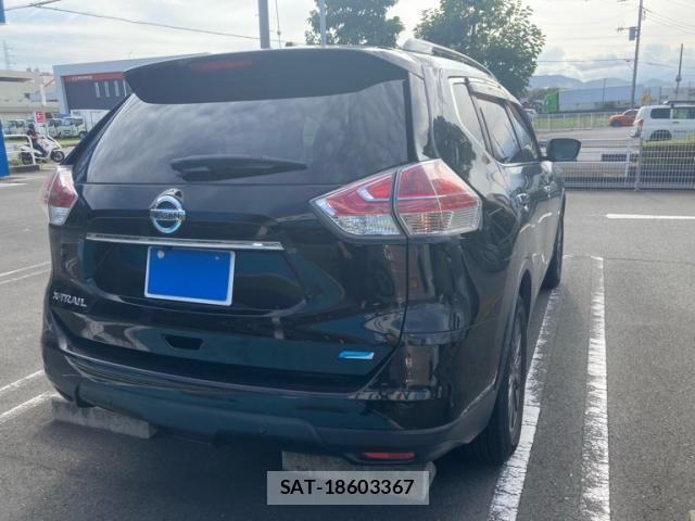 Nissan X-TRAIL 2014-10 8458837-2