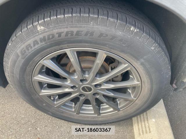 Nissan X-TRAIL 2014-10 8458837-8