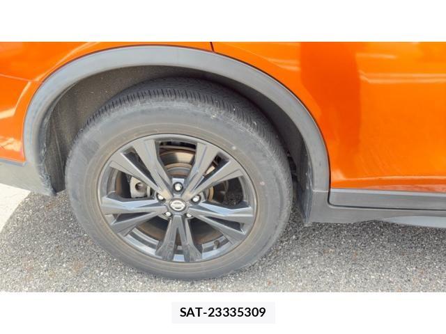 Nissan X-TRAIL 2017-11 8458834-9