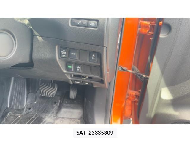 Nissan X-TRAIL 2017-11 8458834-19