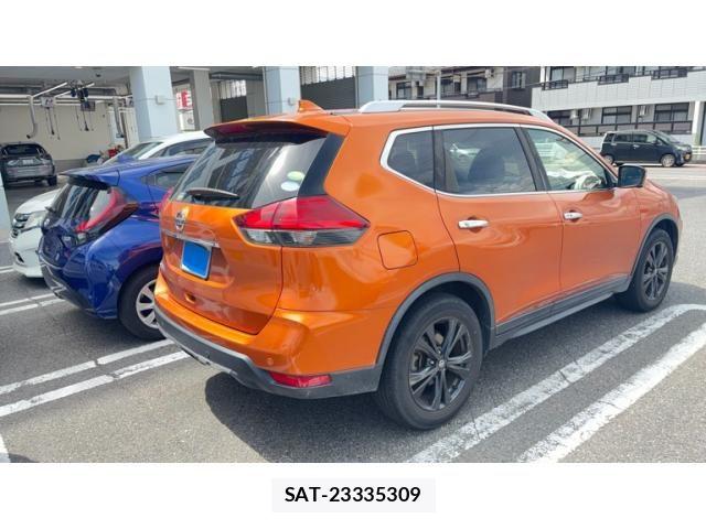 Nissan X-TRAIL 2017-11 8458834-2